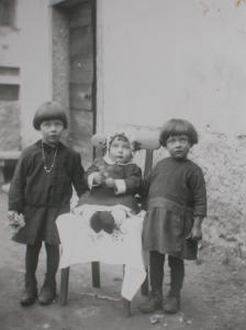 Ritratto di bambine (1920 - 1930)